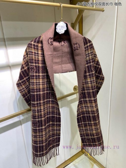 The classic GG pattern on the new ZG synchronized GG retro grid double-sided long scarf is ojgv6qfsy - Image 7