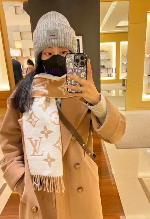 High end customized Louis Vuitton L logo original small scarf original 11 customization, Thehtk7jbq0 - Image 3