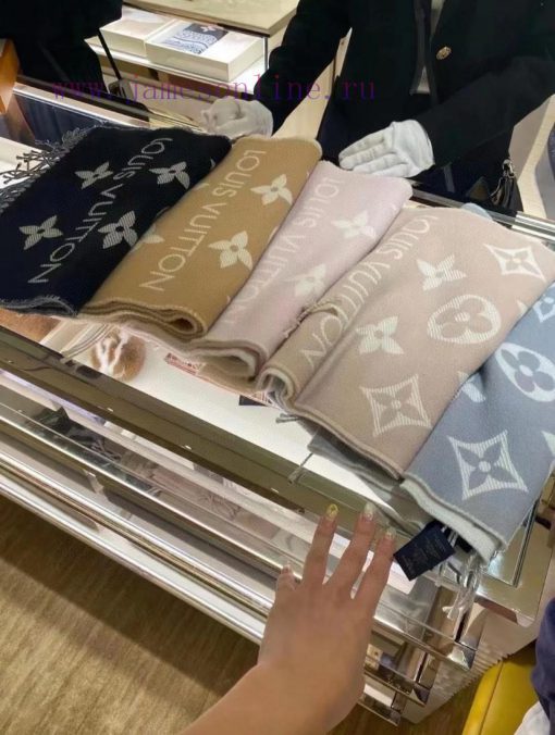 High end customized Louis Vuitton L logo original small scarf original version 11 customizatwpwfe3hd - Image 4