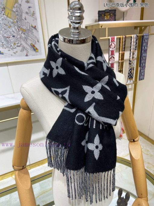 High end customized Louis Vuitton L logo original small scarf original version 11 customizatwpwfe3hd - Image 8