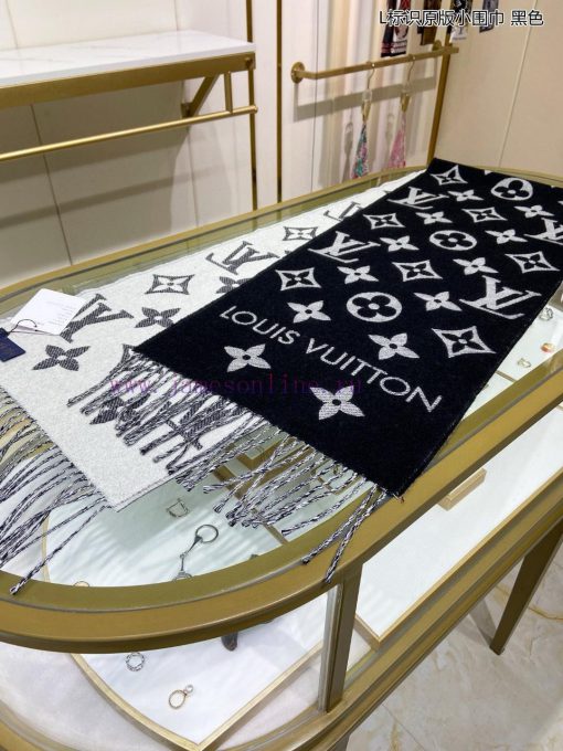 High end customized Louis Vuitton L logo original small scarf original version 11 customizatwpwfe3hd - Image 19