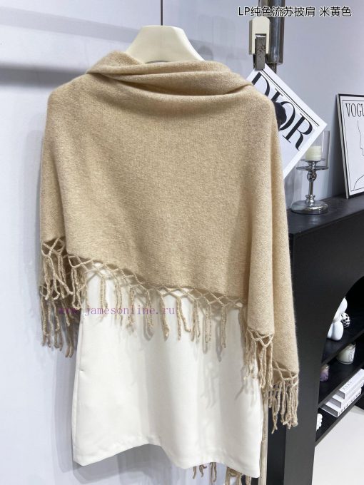The new Loro Piana Cattle LP solid color tassel shawl is a multifunctional shawl that can bey9ve75l3 - Image 5