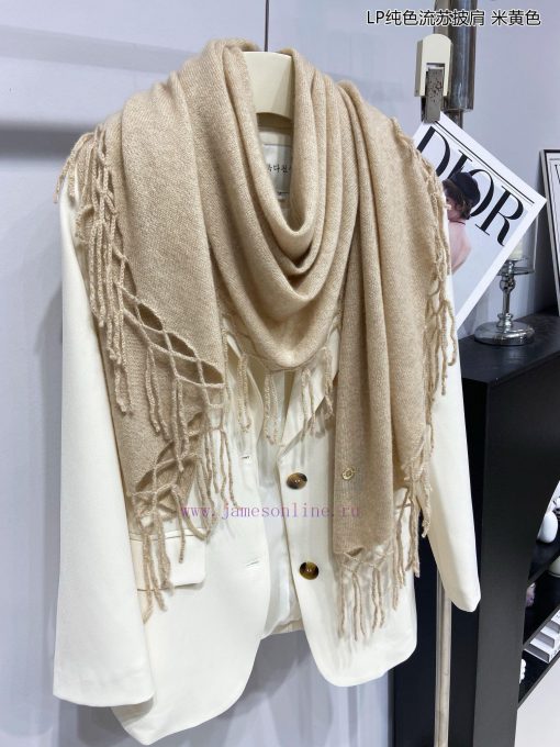 The new Loro Piana Cattle LP solid color tassel shawl is a multifunctional shawl that can bey9ve75l3 - Image 13