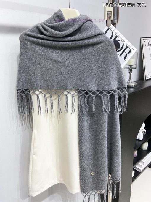 The new Loro Piana Cattle LP solid color tassel shawl is a multifunctional shawl that can beqoqhco17 - Image 4