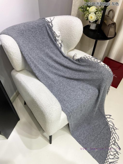 The new Loro Piana Cattle LP solid color tassel shawl is a multifunctional shawl that can beqoqhco17 - Image 18
