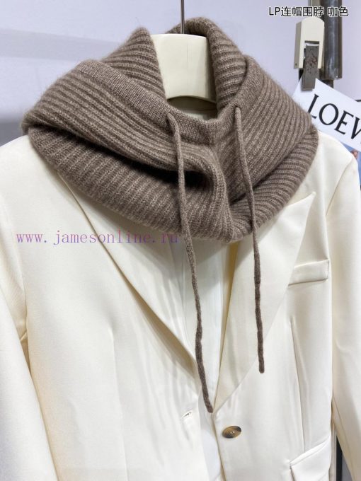 The newly released Loro Piana Beef LP hooded scarf is both a scarf and a hat, with an elastiy4qlrtdr - Image 8