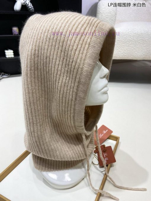 The newly released Loro Piana Beef LP hooded scarf is both a scarf and a hat, with an elastilbb43k8k - Image 19