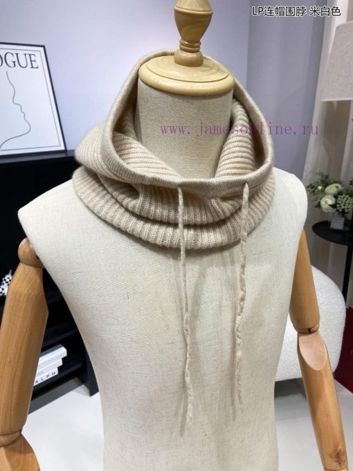 The newly released Loro Piana Beef LP hooded scarf is both a scarf and a hat, with an elastilbb43k8k - Image 22