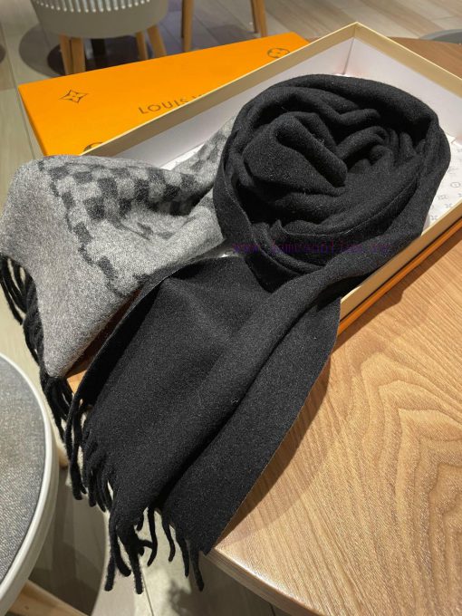 Recommended LV's latest black and gray dual color design cashmere scarf has a very soft and xalbbc0h - Image 19