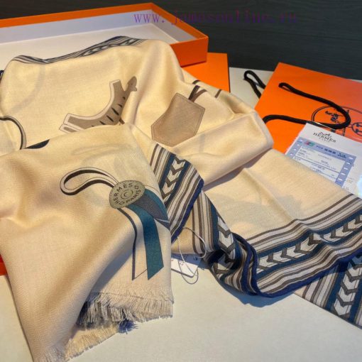 H's very rare silk and cashmere long scarf is made by hand rolling the edges on both sides, 0tyadgc0 - Image 18