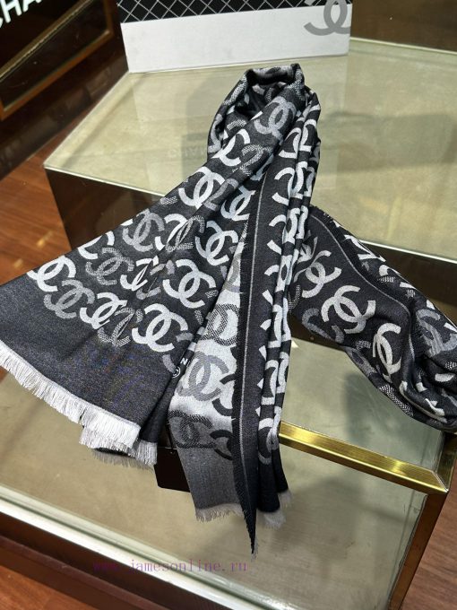 Chanel's home style models have changed their previous bright colors, and the solid color sevy1fvcro - Image 10