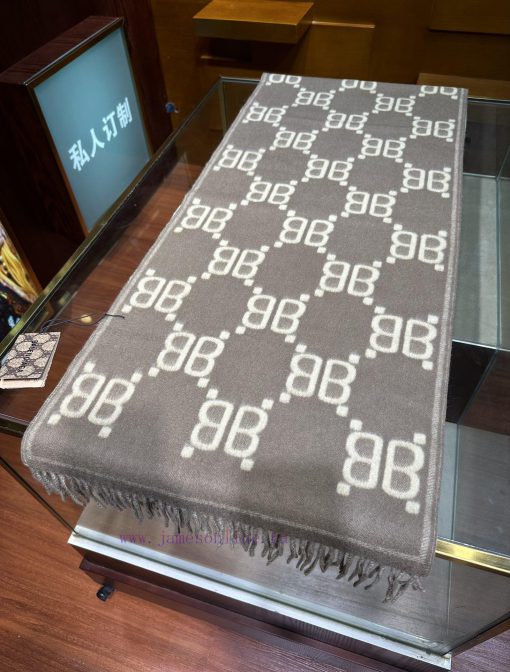 , limited edition customized Balenciaga and Gucci co branded shawl with soft and comfortables7jamvdk - Image 10