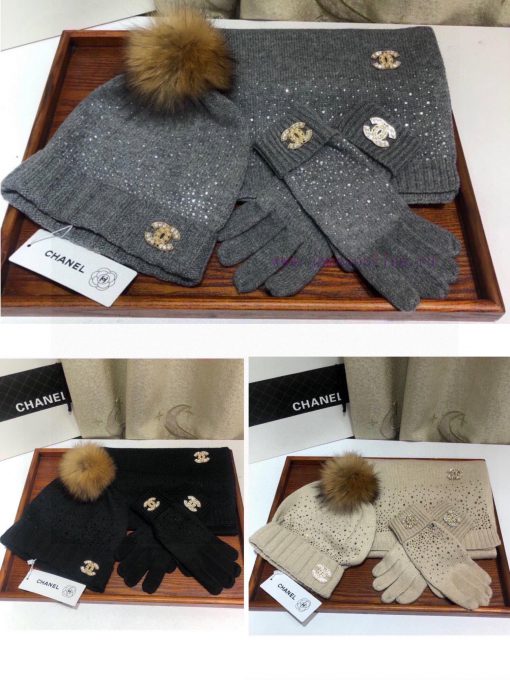 Chanel three piece set of CHANEL cashmere knitted scarf, hat and gloves, 70% cashmere and 3050ktkj94