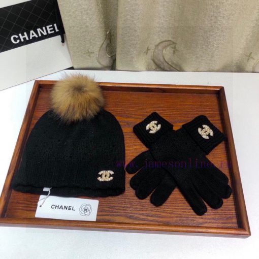 Chanel three piece set of CHANEL cashmere knitted scarf, hat and gloves, 70% cashmere and 3050ktkj94 - Image 14