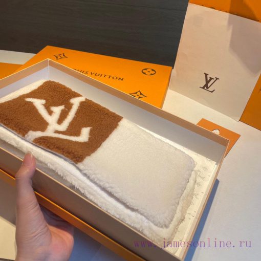 New shipment ️️ LV Shearling Teddy Scarf Autumn/Winter Coat Good friend, the quantity releas27out81e - Image 13