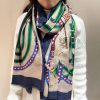 Hermes has launched a new scarf that will shine brightly. This one is too familiar, and the bu1sx86u
