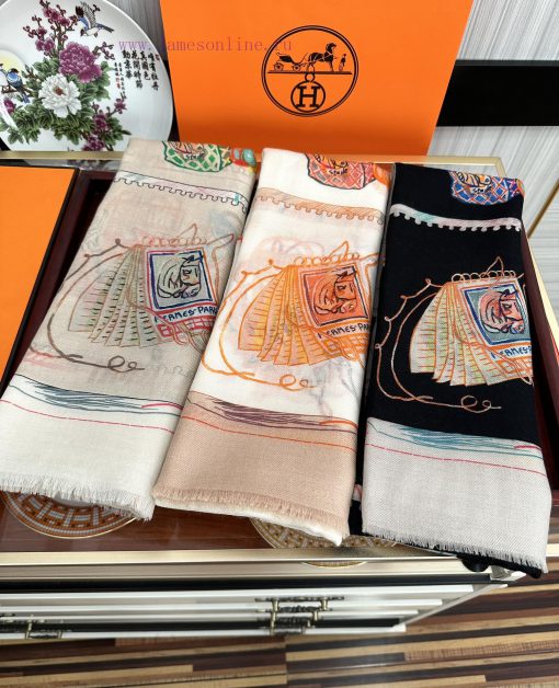 The top of the line design of the 2023 Equestrian Racing Cashmere Long Scarf is absolutely bixgqnmm3 - Image 3