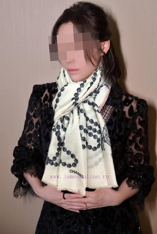Chanel Silver Silk 2023 [Eating Melon] Sparkling Pearl Style Series [Coffee] Top Design is ssv63s2zz