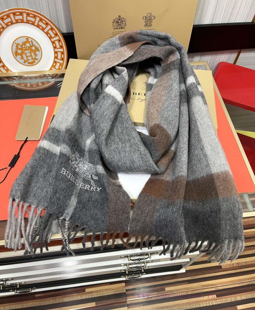 New Burberry 2022 unisex couple style, never outdated, with excellent upper body effect and 5gqz4xuc - Image 5