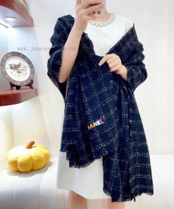 The yarn quality and craftsmanship of the super beautiful coarse tweed woven shawl are also dghhzklx