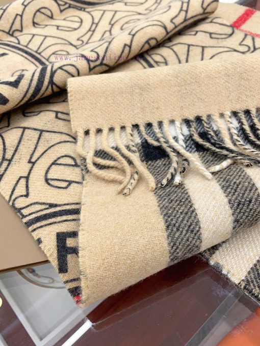 Burberry plaid expansion new product synchronized with monochrome new tassel scarf, made of 4h3tp981 - Image 19