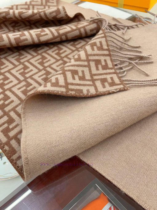 New gradient premium ‼️ Fendi's most popular scarf this year is being snapped up all over thbf8zgoxa - Image 18