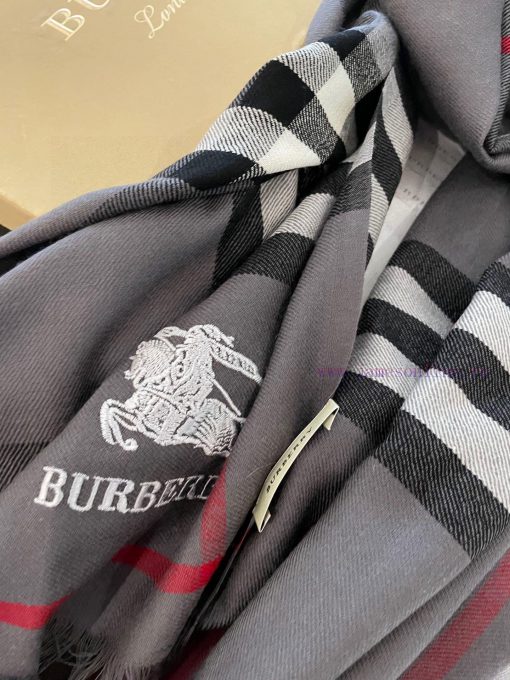 Classic and versatile 🧣 Every women's wardrobe must have fashionable items that are warm andjisyw1w5 - Image 9
