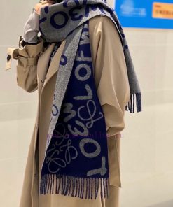 Top selling item: LW color blocked cashmere long scarf 🧶 LOEWE 2022 The early autumn series xvmnkewu