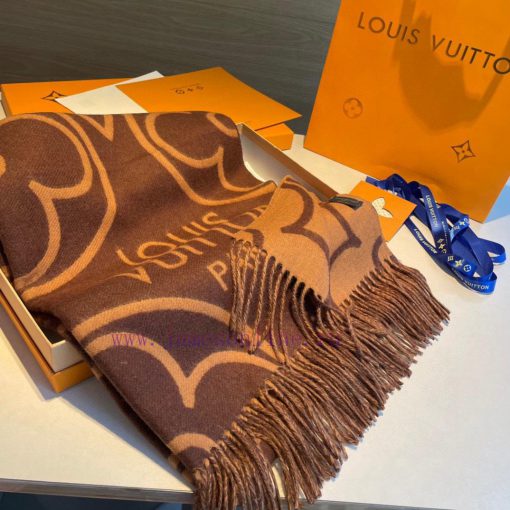The "LV" scarf presents a large Monogram floral design in a wide format, conveying the visuaw57utwe1 - Image 9