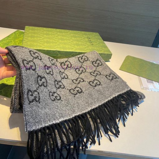 The latest double-sided dual-use scarf at the purchasing level, with the GG logo as Gucci's 2jl5hk7r - Image 10