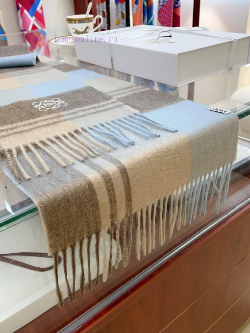 Full cashmere Luoyiwei small logo two-color embroidered cashmere scarf 🧣, This scarf is a un7p2uohib - Image 17