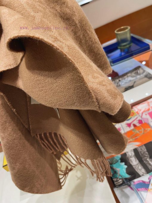 FENDI scarf, with a super gentle and stylish double-sided design, feels younger, gentler, anlj36v2il - Image 7