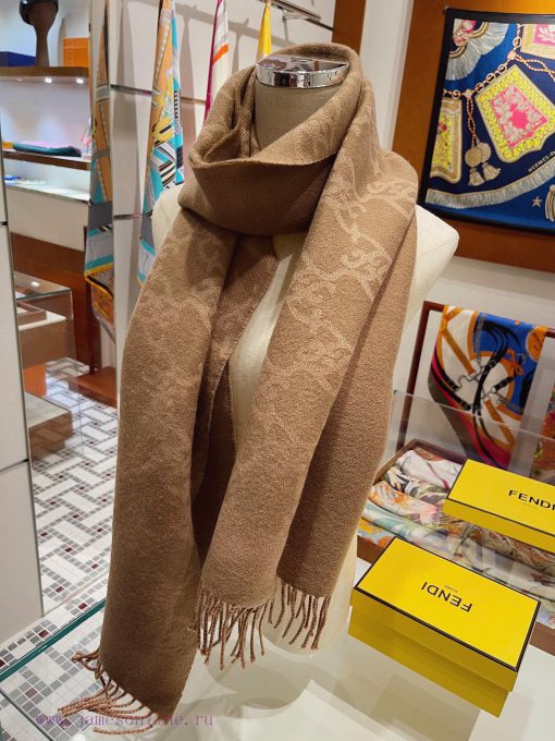FENDI scarf, with a super gentle and stylish double-sided design, feels younger, gentler, anlj36v2il - Image 9