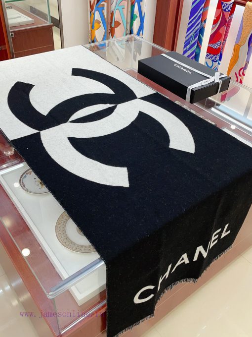 CHANEL's new color blocked cashmere shawl is the best Chanel in the world. Cashmere is extres60tggog - Image 10