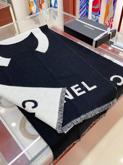 CHANEL's new color blocked cashmere shawl is the best Chanel in the world. Cashmere is extres60tggog - Image 16