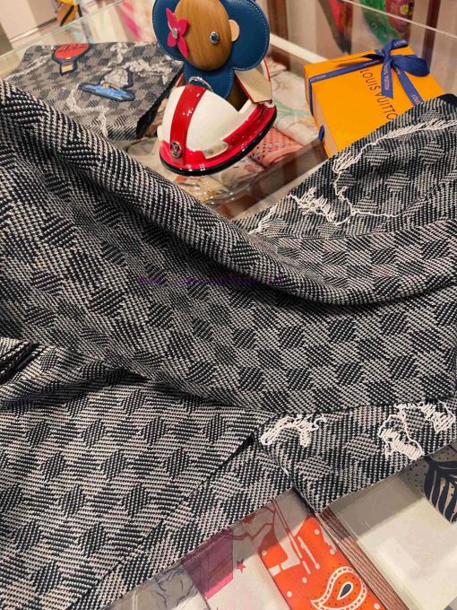 Heavy Industry LV synchronization, fashionable high-end MA series men's high-end wool scarf eedwssa3 - Image 7