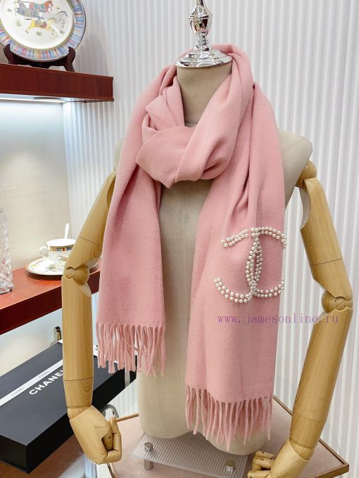 CHANEL is a high-end, comfortable, and fashionable scarf that touches your heart. The scarf e6qg7gbe - Image 19
