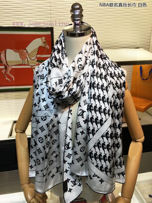 The NBA co branded silk scarf with the soft touch of a new elegant and noble baby is designe9n8de6m4 - Image 17