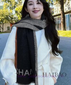 Grandma Xiang's classic cashmere shawl with double C and Thousand Bird plaid double splicingk8ufudpm
