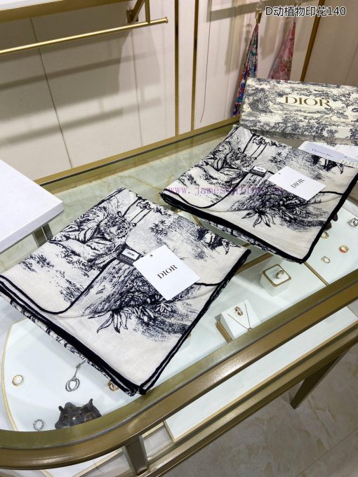 Synchronized with the latest Do, the latest flagship D animal and plant print 140 double-sid2jq1hbt8 - Image 4