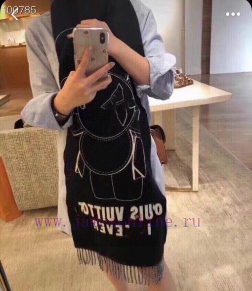 Louis Vuitton channel supplies large donkey style double-sided hot cashmere dual-use shawl sqgqjghv7