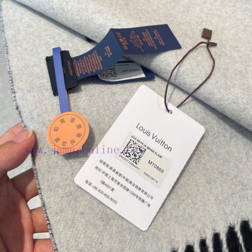 Louis Vuitton channel supplies large donkey style double-sided hot cashmere dual-use shawl sqgqjghv7 - Image 10