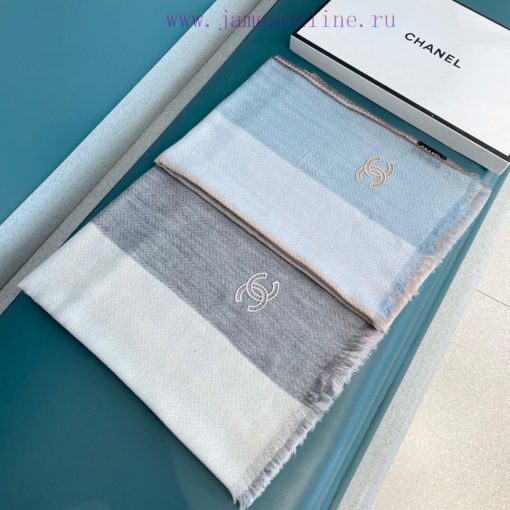 Chanel's glowing scarf~It goes without saying that this one is too familiar. The classic douk40qdh9g - Image 3