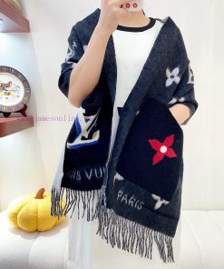 Luxurious and fashionable, with a super aura. LV's new million level heavyweight shawl, the 9qhgbjnt