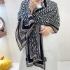 DIOR's latest flagship rolled edge scarf is a perfect match for both vacation and daily wear5j67a65u