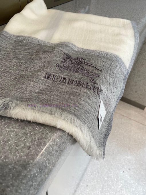Burberry's latest color scheme for 2023Truly high-end, low-key and luxurious, with exquisitei38bu6od - Image 4