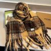 Burberry autumn and winter new scarf, made of premium seahorse fur fabric, with a size of 19yuvts708