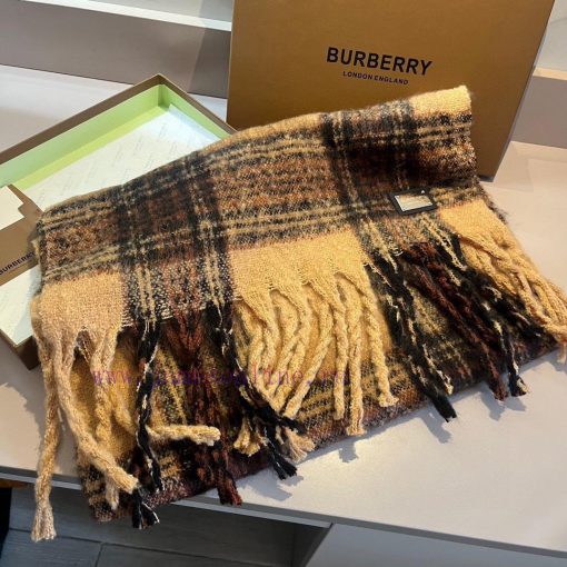 Burberry autumn and winter new scarf, made of premium seahorse fur fabric, with a size of 19yuvts708 - Image 3