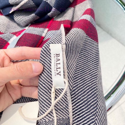 Be sure to start fast with BALLY's new cashmere scarf, which is a rare high-end item. It is j6is8nls - Image 19