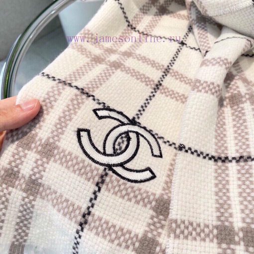 Chanel has become an irreplaceable iconic pattern of Chanel classics throughout historyThis 6ke7e8oq - Image 6